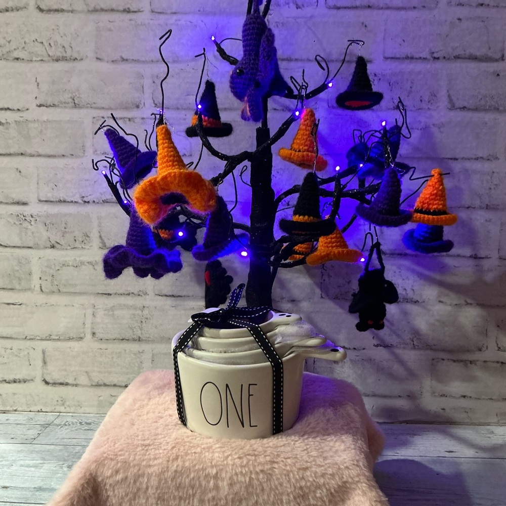 Rae Dunn Ceramic Halloween Ghost Measuring Cups